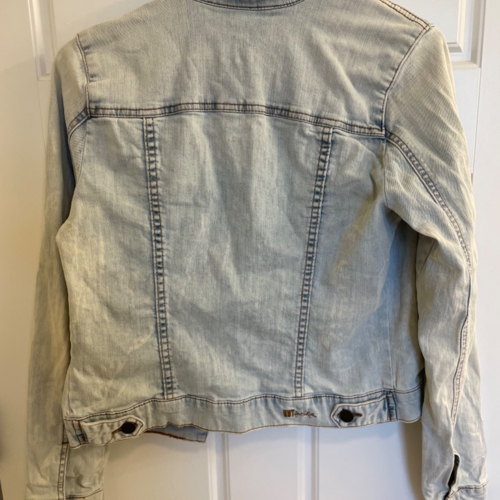 Jean Jacket - Picture 5 of 6